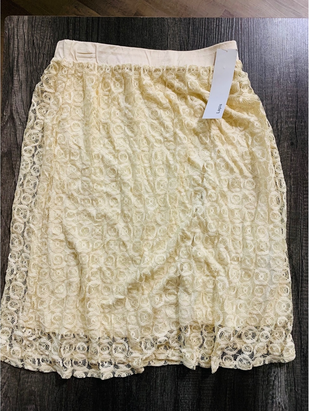 Lapis NWT  Medium Cream Lace Lined Knee Length Skirt.